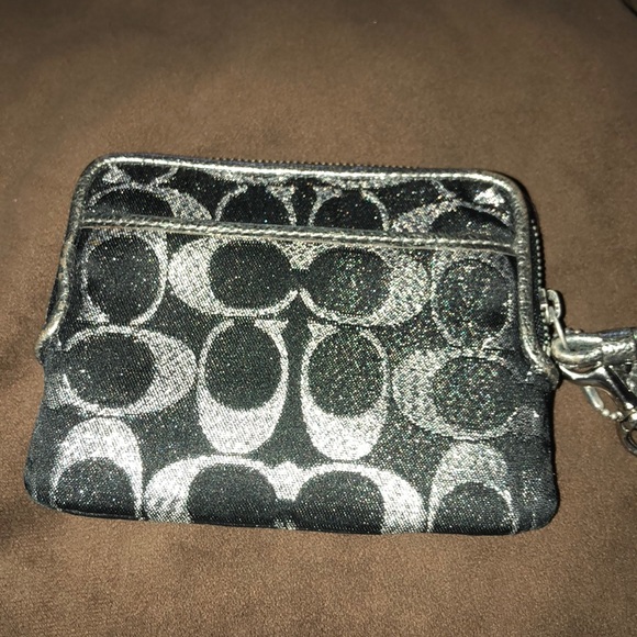 Coach "Poppy" Wristlet - Picture 2 of 4